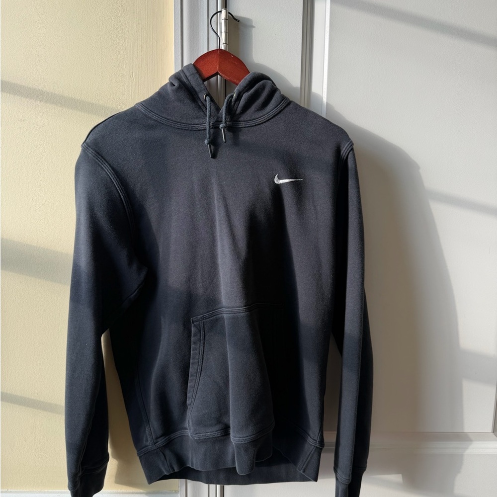 Nike Men’s Club Fleece- Black Swearshirt